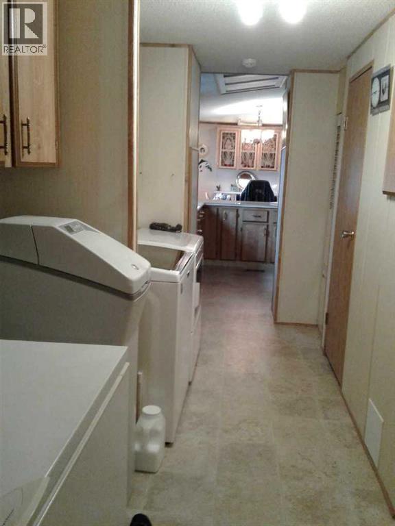 104 4 Avenue NE, Milk River, Alberta  T0K 1M0 - Photo 11 - A2288952