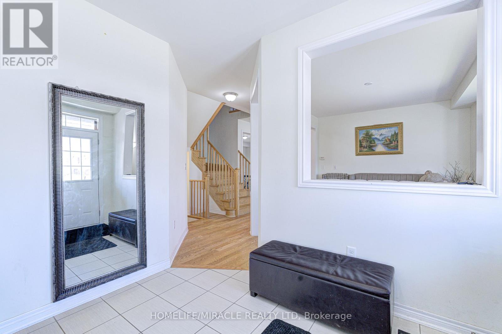 566 Brisdale Drive, Brampton, Ontario  L7A 5J4 - Photo 6 - W13218534