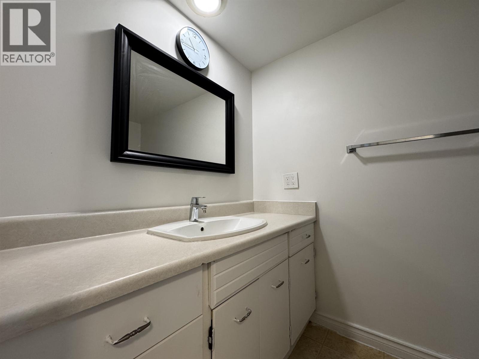 303 6651 Minoru Boulevard, Richmond, British Columbia  V6Y 1Z2 - Photo 10 - R3128019