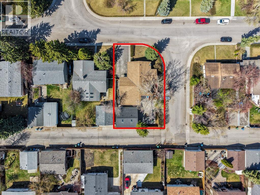 1703 110 Avenue Sw, Calgary, Alberta  T2W 0E4 - Photo 4 - A2310314