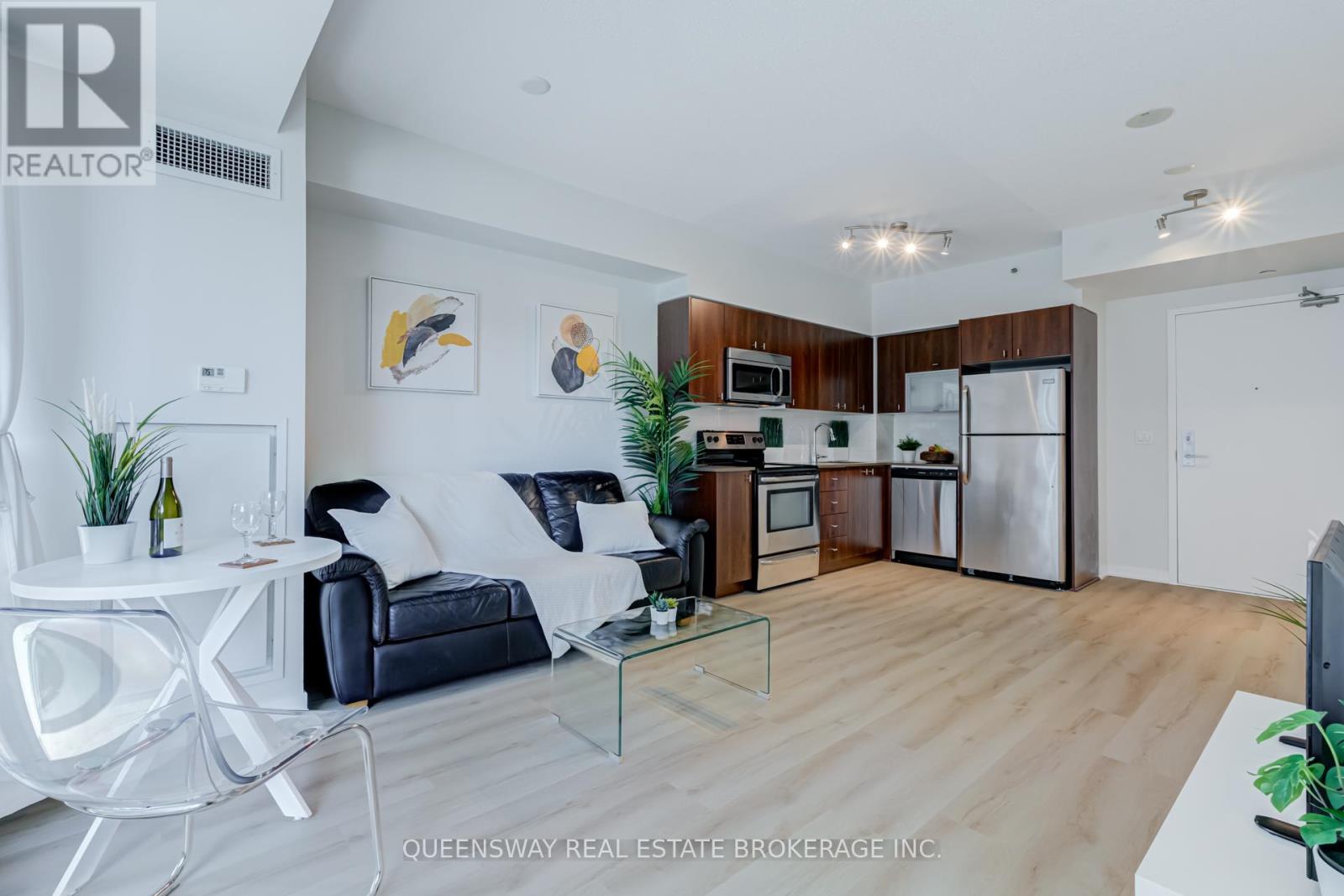 211 - 69 Lynn Williams Street, Toronto, Ontario  M6K 3R7 - Photo 3 - C13218708