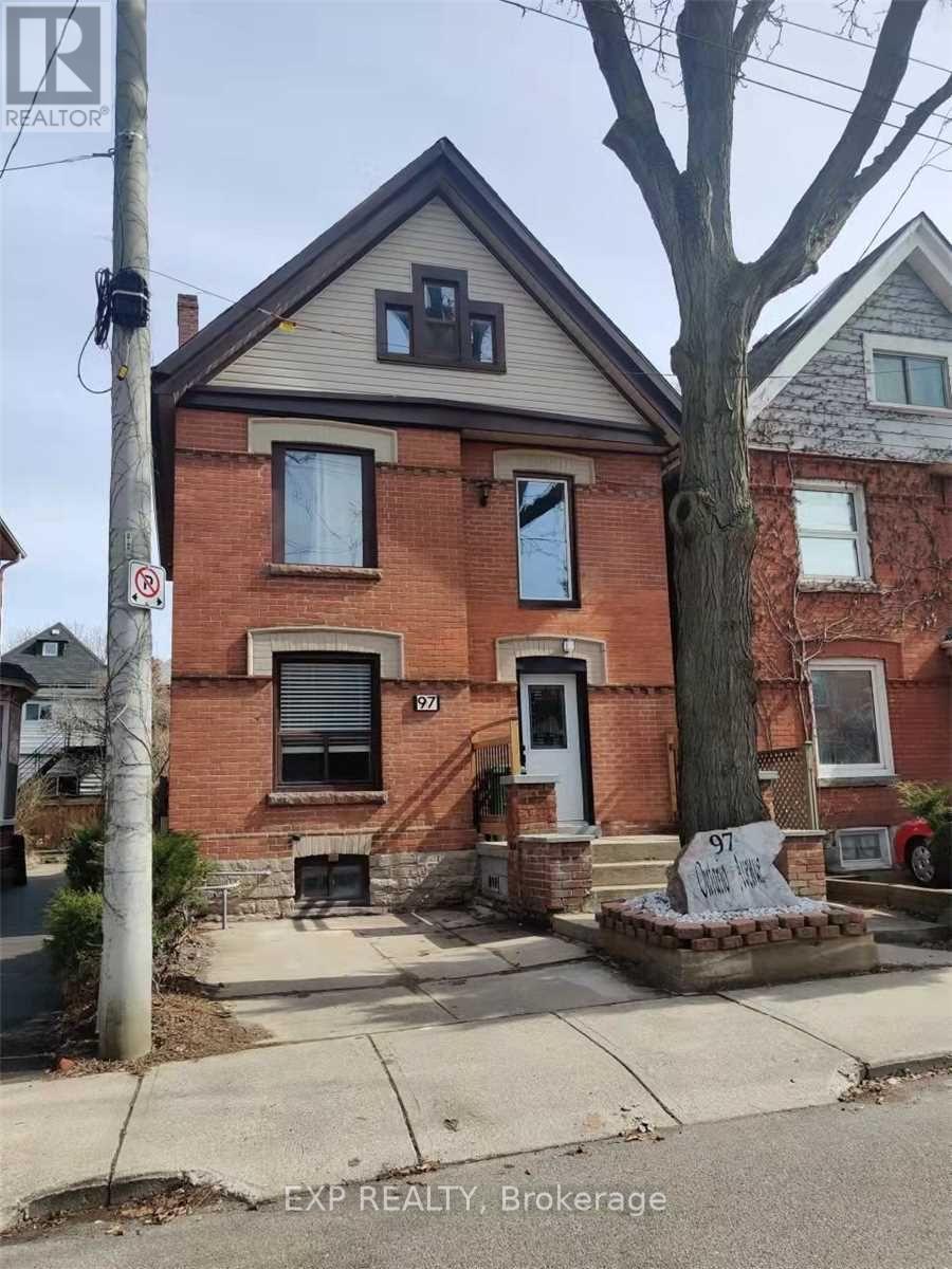 97 ONTARIO AVENUE, Hamilton, Ontario