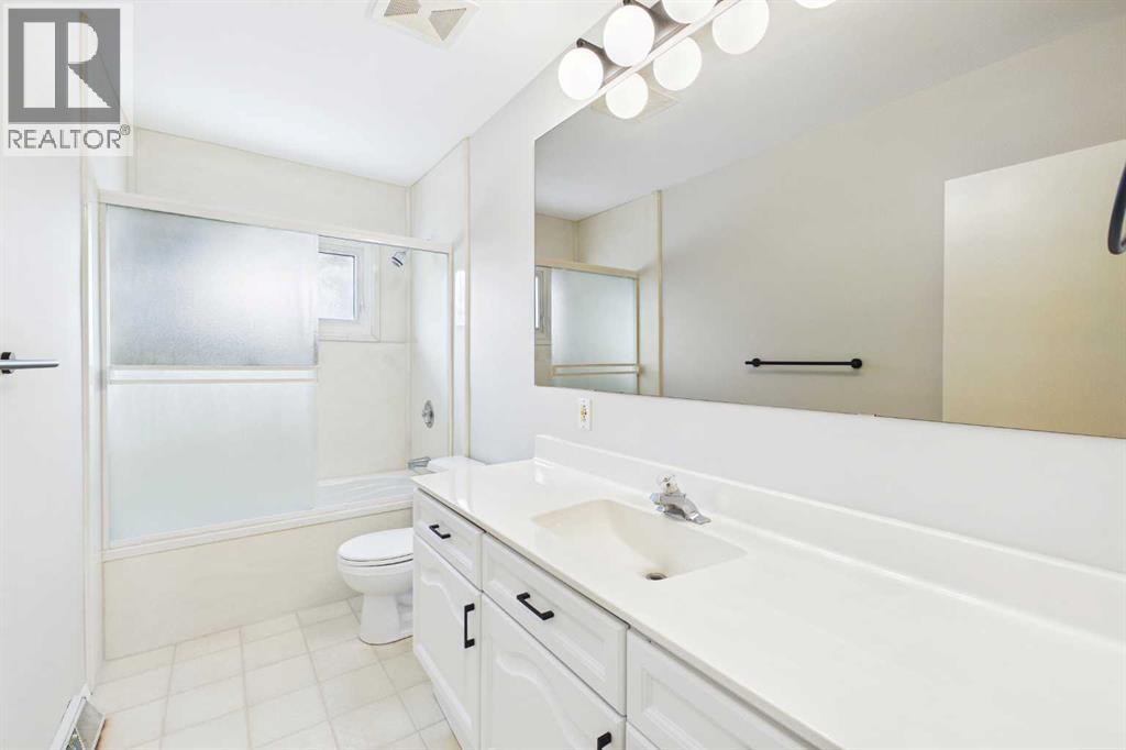 3840 Brooklyn Crescent Nw, Calgary, Alberta  T2L 1H2 - Photo 22 - A2315958