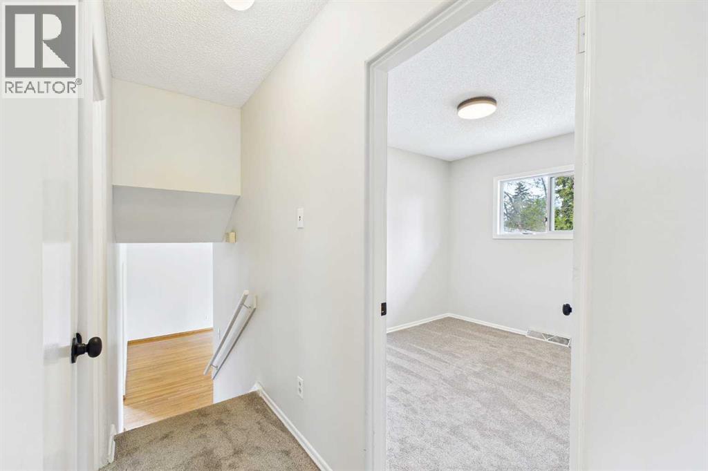 3840 Brooklyn Crescent Nw, Calgary, Alberta  T2L 1H2 - Photo 15 - A2315958