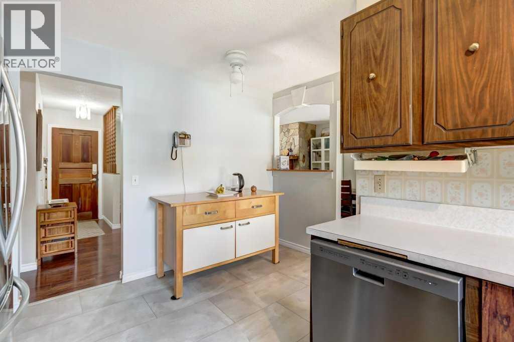 495 Queen Charlotte Road Se, Calgary, Alberta  T2J 5H8 - Photo 11 - A2316139