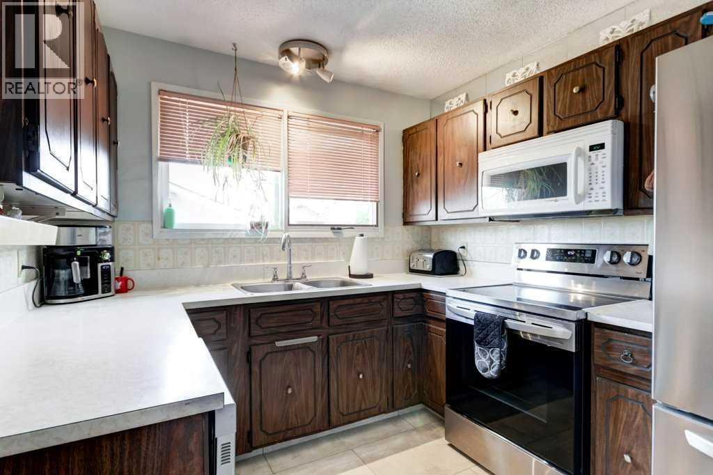 495 Queen Charlotte Road Se, Calgary, Alberta  T2J 5H8 - Photo 10 - A2316139