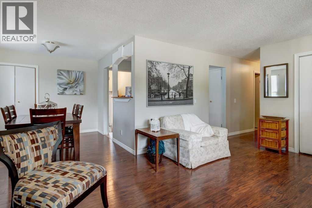 495 Queen Charlotte Road Se, Calgary, Alberta  T2J 5H8 - Photo 5 - A2316139