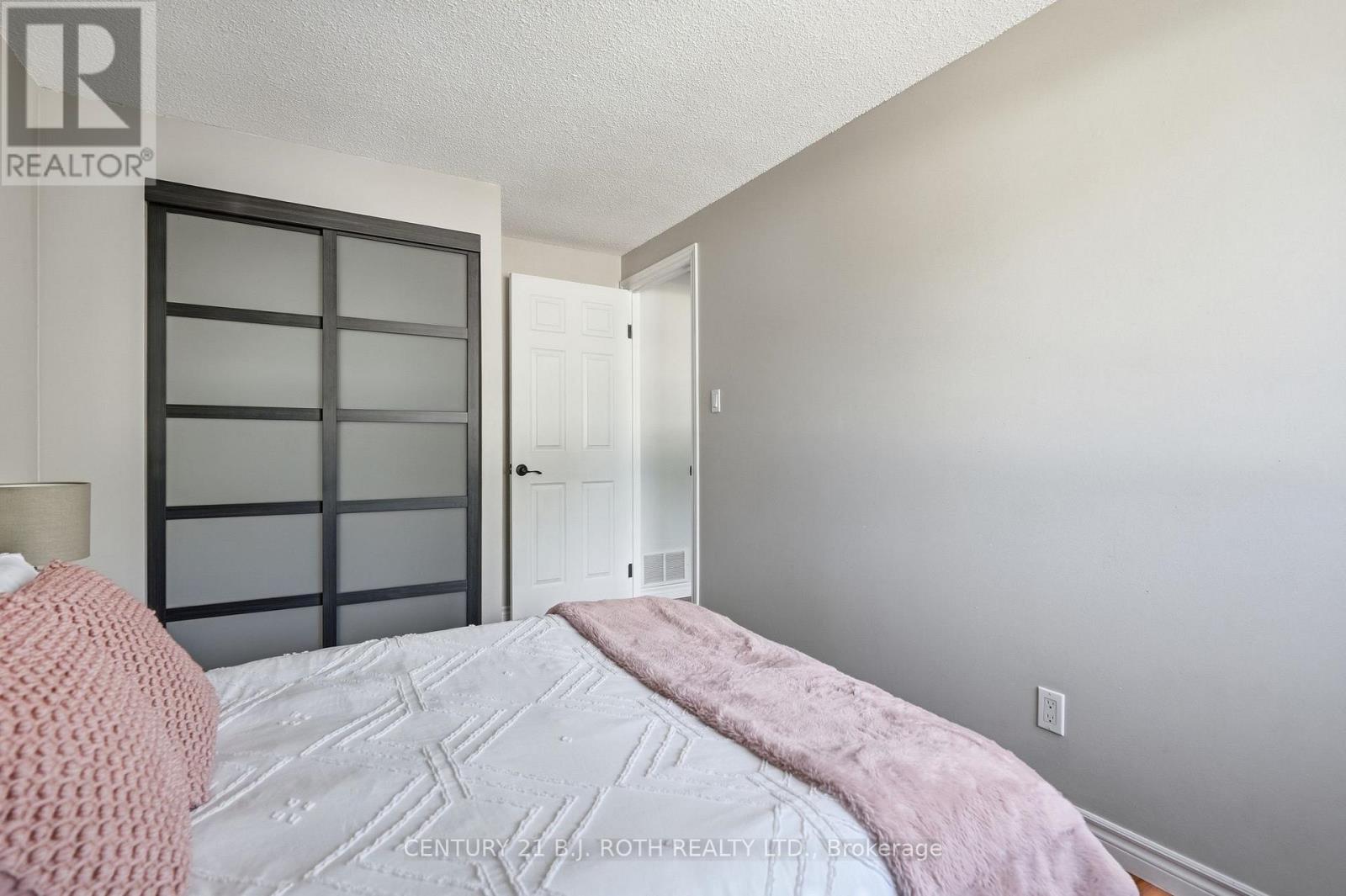 7 - 237 Steel Street, Barrie, Ontario  L4M 2H1 - Photo 26 - S13211274