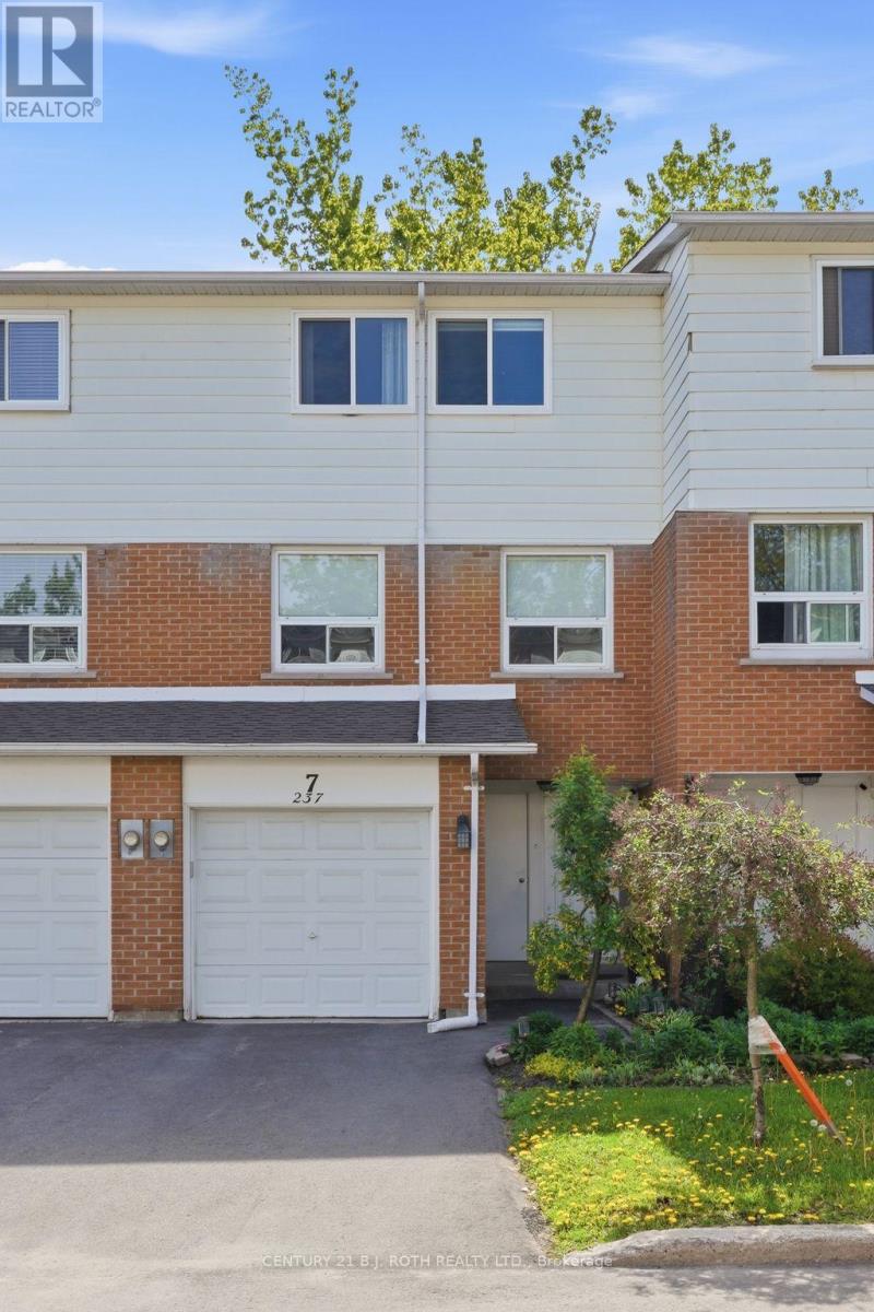 7 - 237 Steel Street, Barrie, Ontario  L4M 2H1 - Photo 42 - S13211274