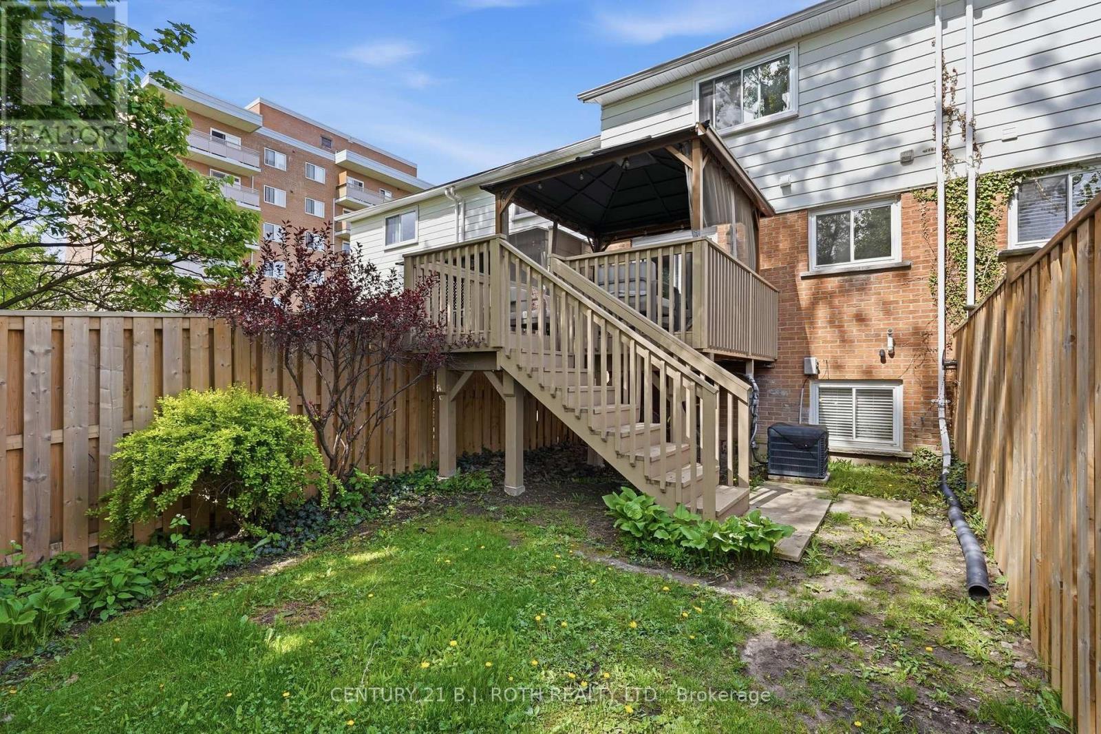 7 - 237 Steel Street, Barrie, Ontario  L4M 2H1 - Photo 35 - S13211274