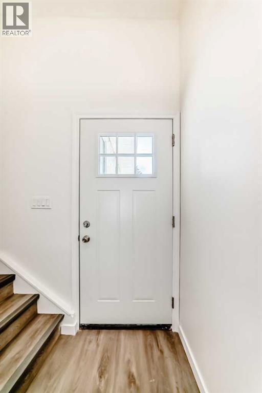 2918 Doverville Crescent SE, Calgary, Alberta  T2B 1T9 - Photo 4 - A2314739
