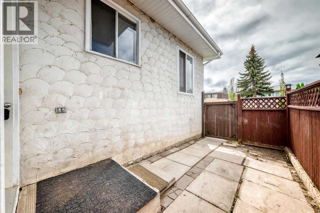2918 Doverville Crescent SE, Calgary, Alberta  T2B 1T9 - Photo 48 - A2314739