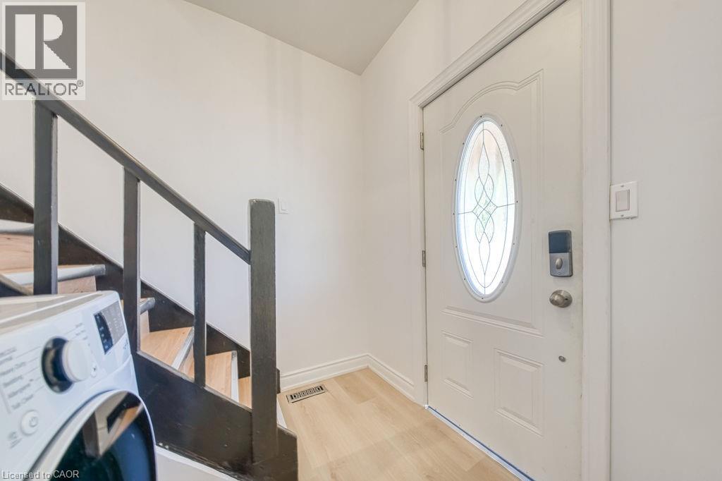 1062 Cannon Street E, Hamilton, Ontario  L8L 2H8 - Photo 5 - 40834420