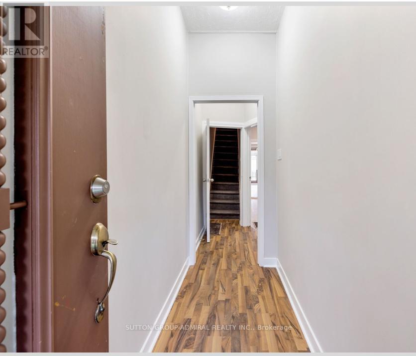 Main - 81 Palmerston Avenue, Toronto, Ontario  M6J 2J2 - Photo 10 - C13218716