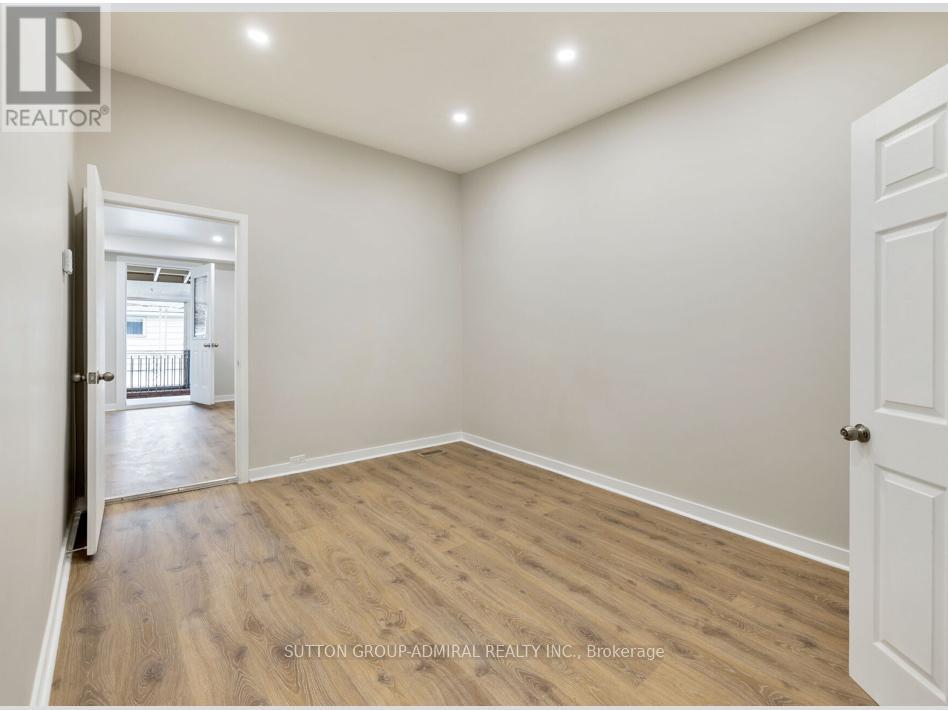 Main - 81 Palmerston Avenue, Toronto, Ontario  M6J 2J2 - Photo 7 - C13218716