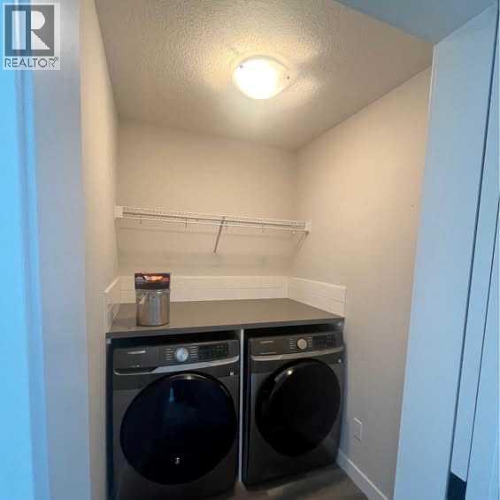 184 Emberside Place, Cochrane, Alberta  T4C 3B1 - Photo 12 - A2274583