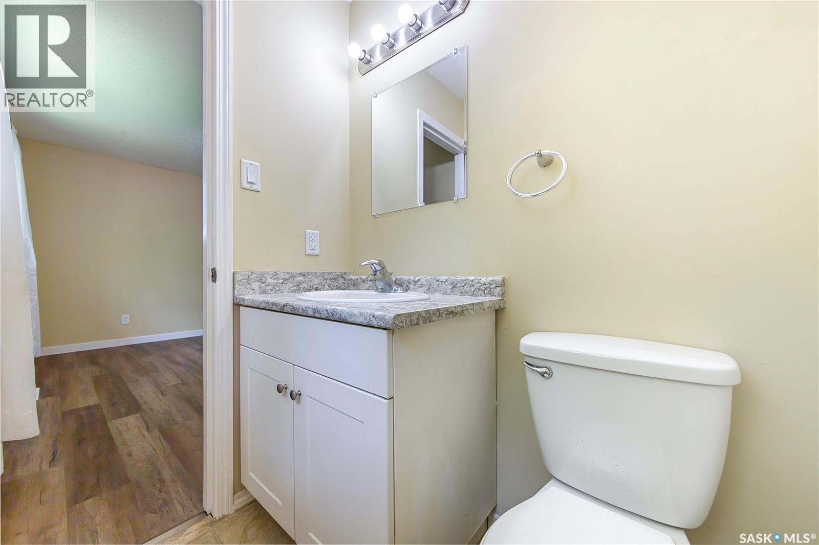 1609 B Avenue N, Saskatoon, Saskatchewan  S7L 1H2 - Photo 23 - SK037643
