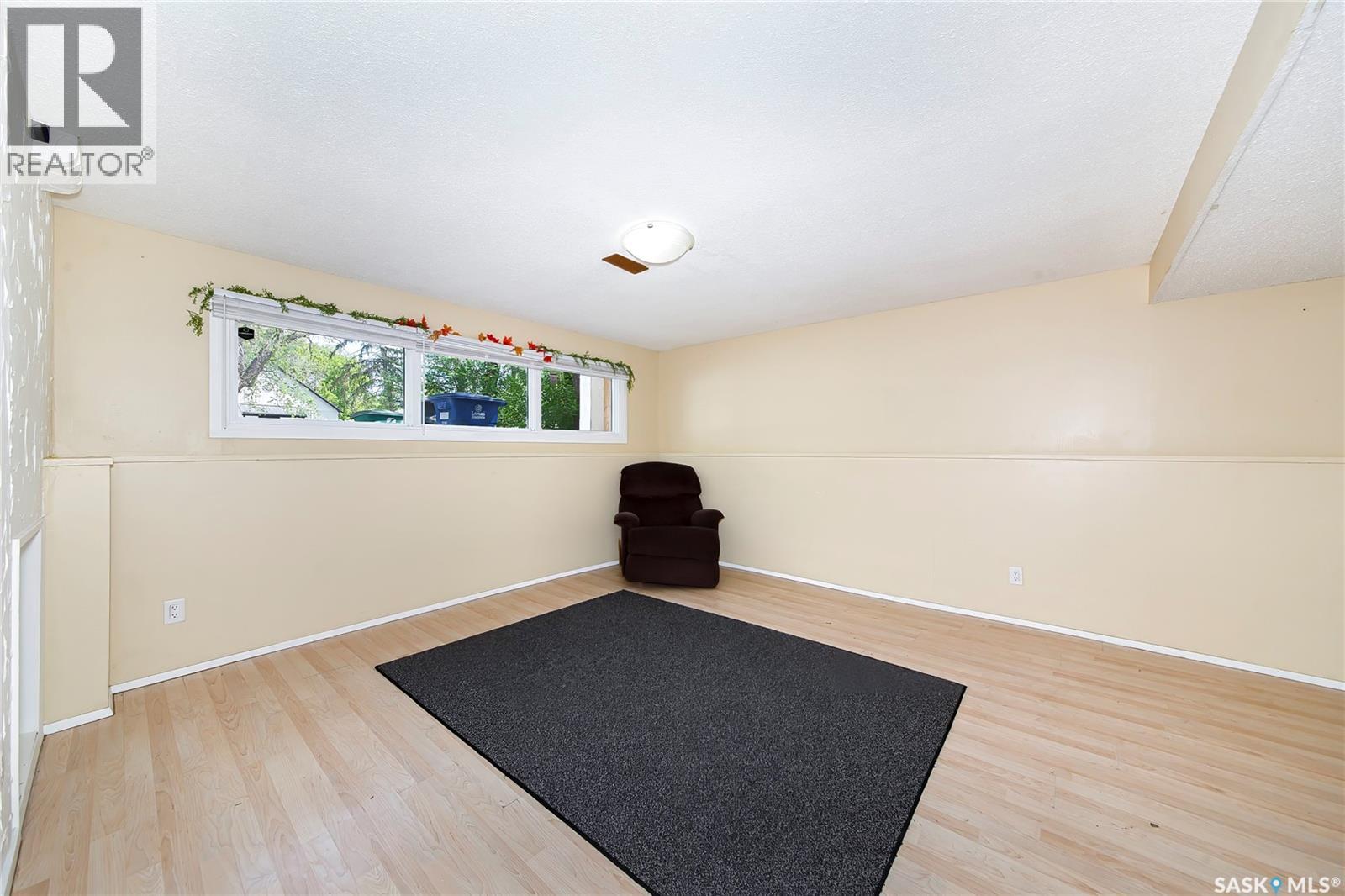 1609 B Avenue N, Saskatoon, Saskatchewan  S7L 1H2 - Photo 26 - SK037643
