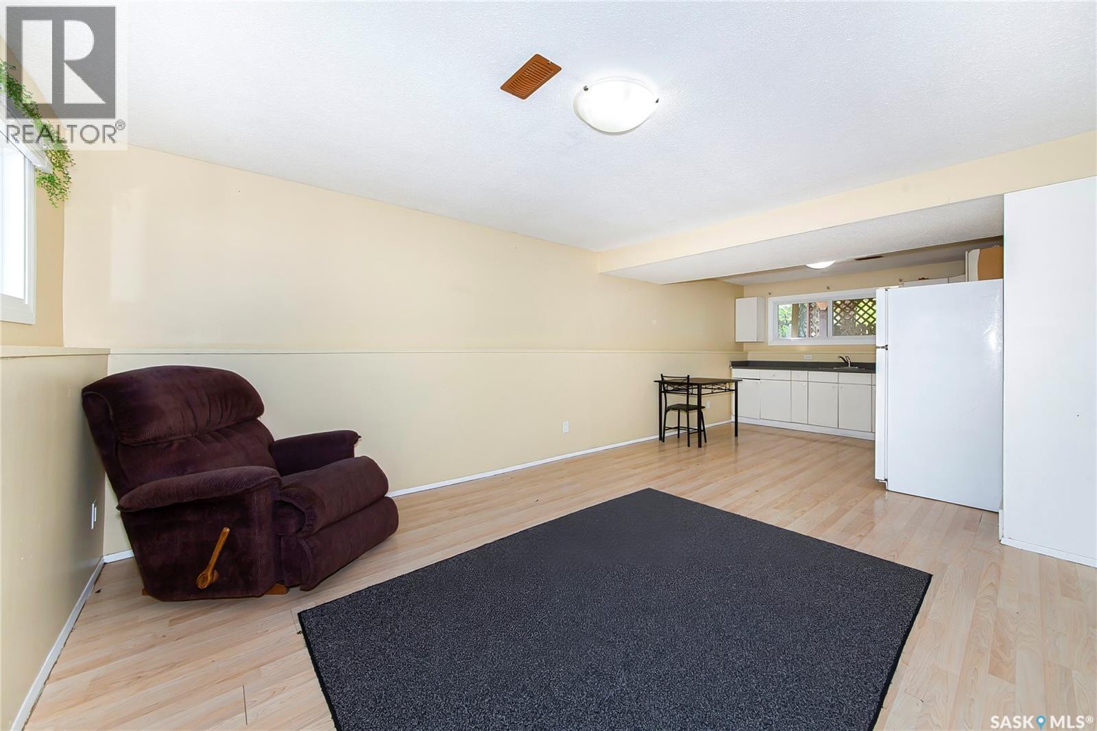 1609 B Avenue N, Saskatoon, Saskatchewan  S7L 1H2 - Photo 27 - SK037643