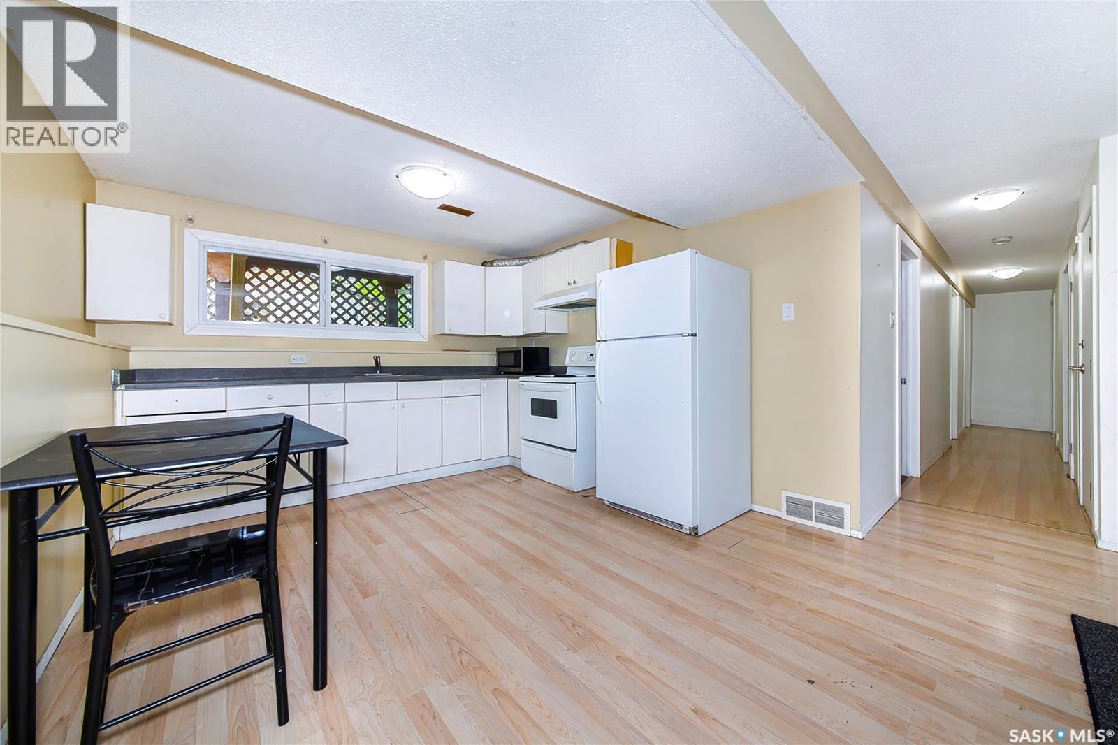 1609 B Avenue N, Saskatoon, Saskatchewan  S7L 1H2 - Photo 29 - SK037643