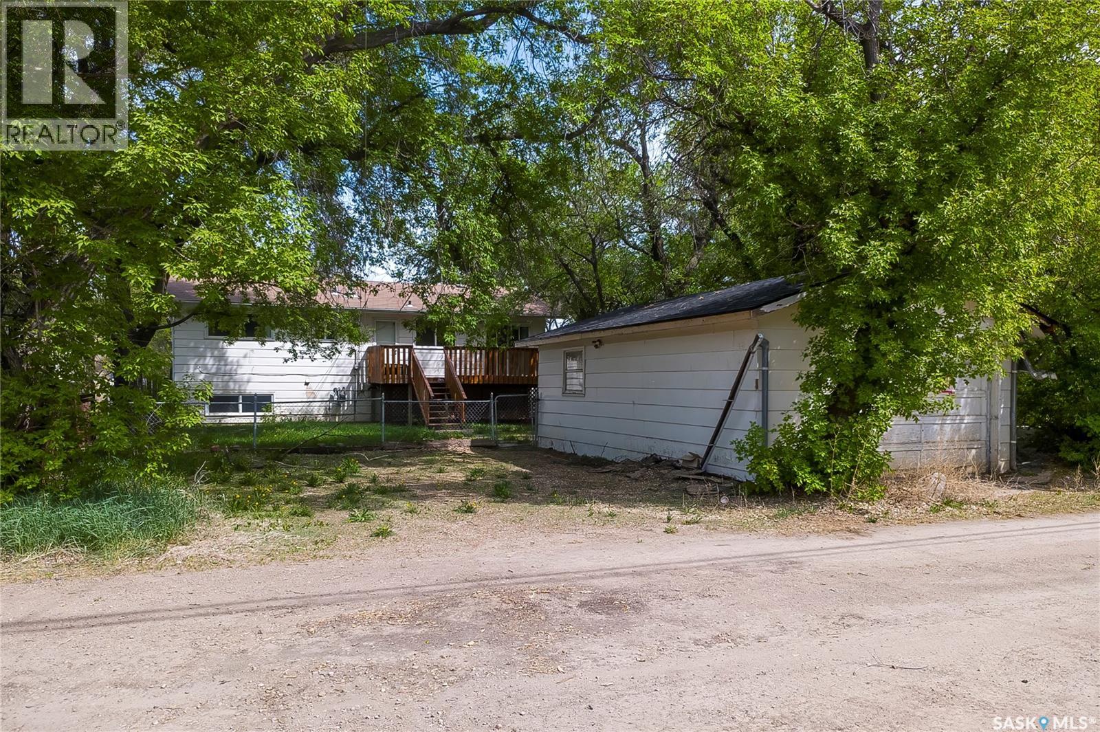 1609 B Avenue N, Saskatoon, Saskatchewan  S7L 1H2 - Photo 40 - SK037643