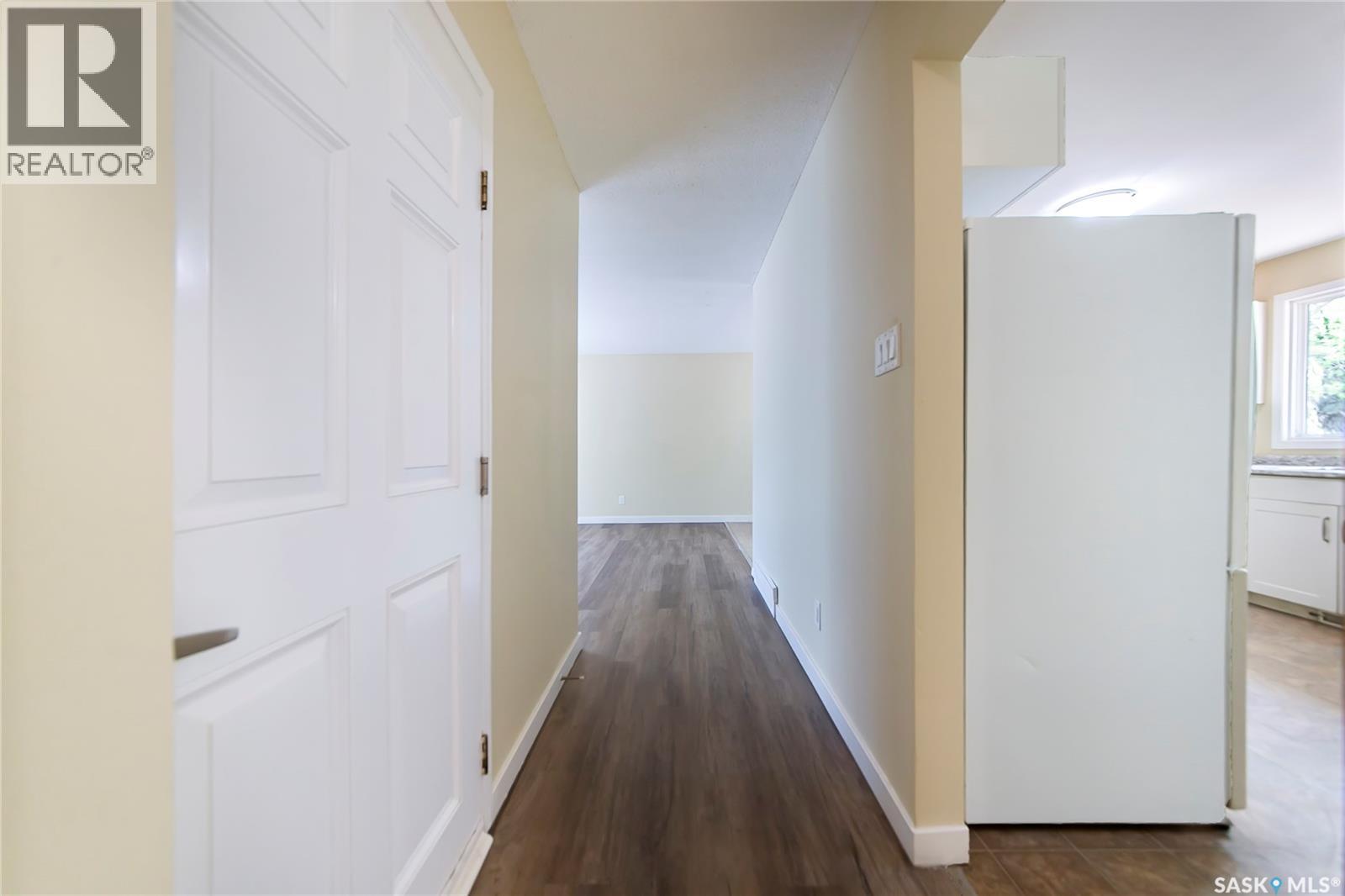 1609 B Avenue N, Saskatoon, Saskatchewan  S7L 1H2 - Photo 7 - SK037643