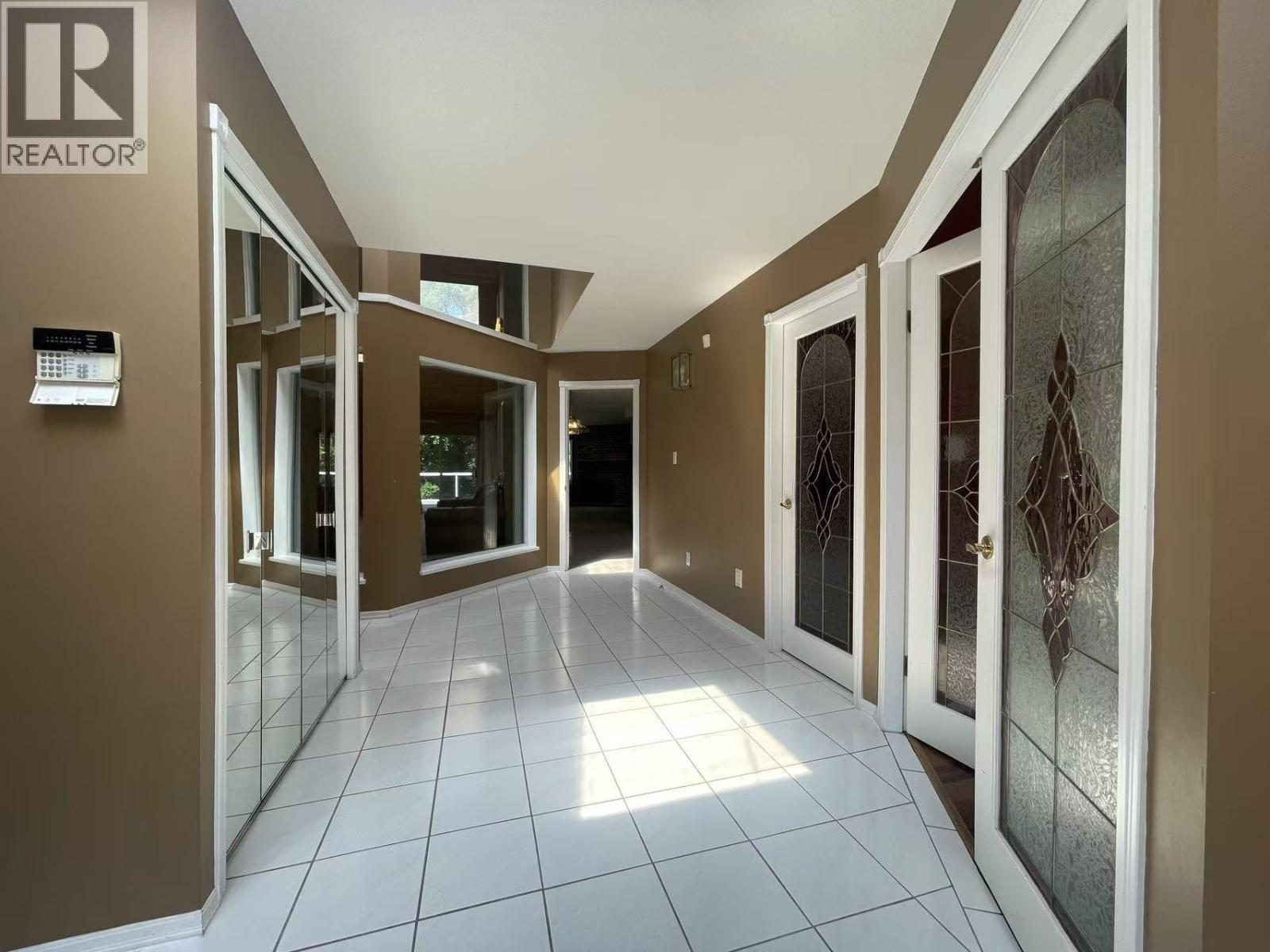 5107 2a Avenue, Delta, British Columbia  V4M 3N7 - Photo 9 - R3109184