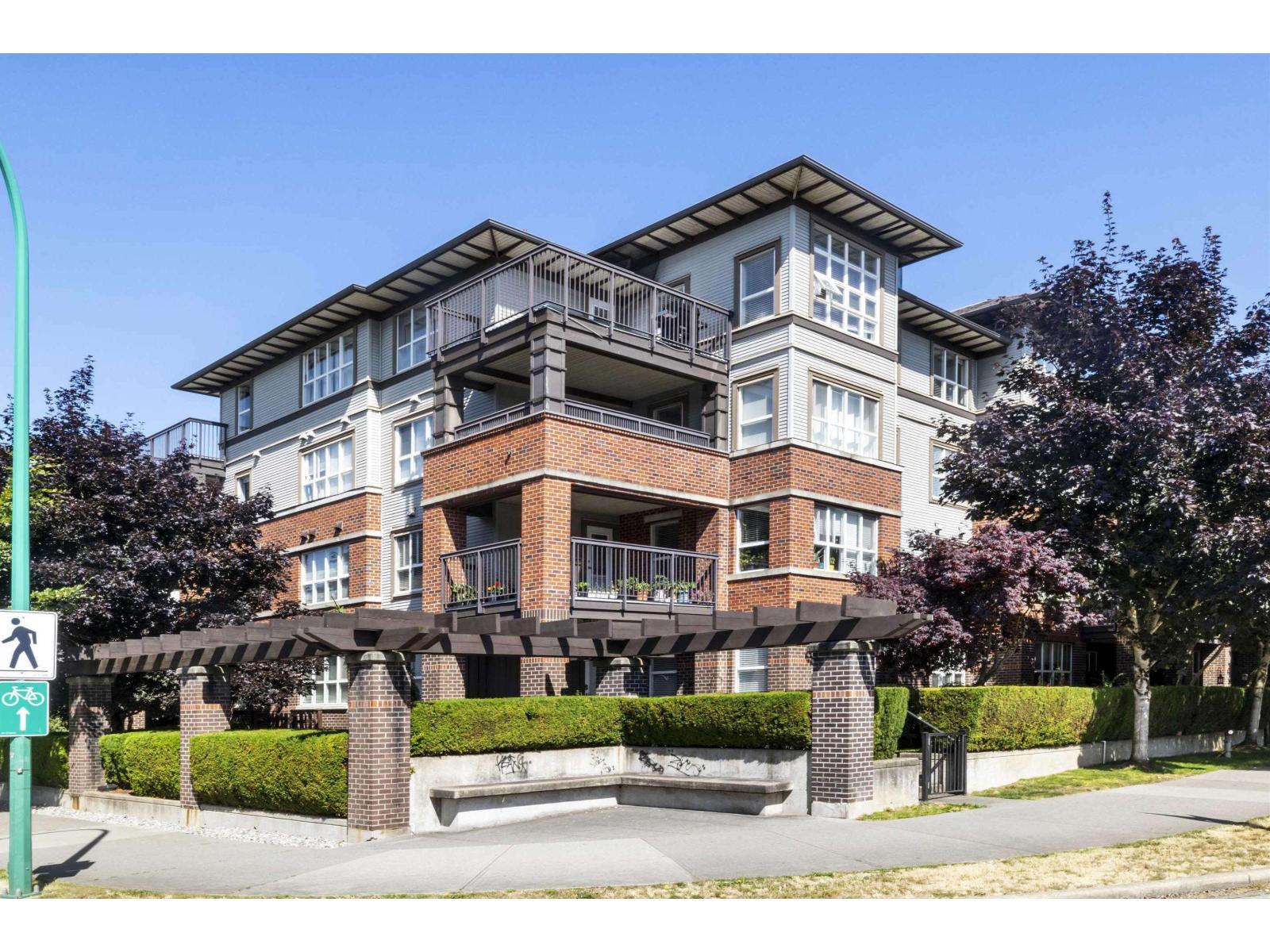 309 6815 188 Street, Surrey, British Columbia  V4N 0Z8 - Photo 1 - R3099262