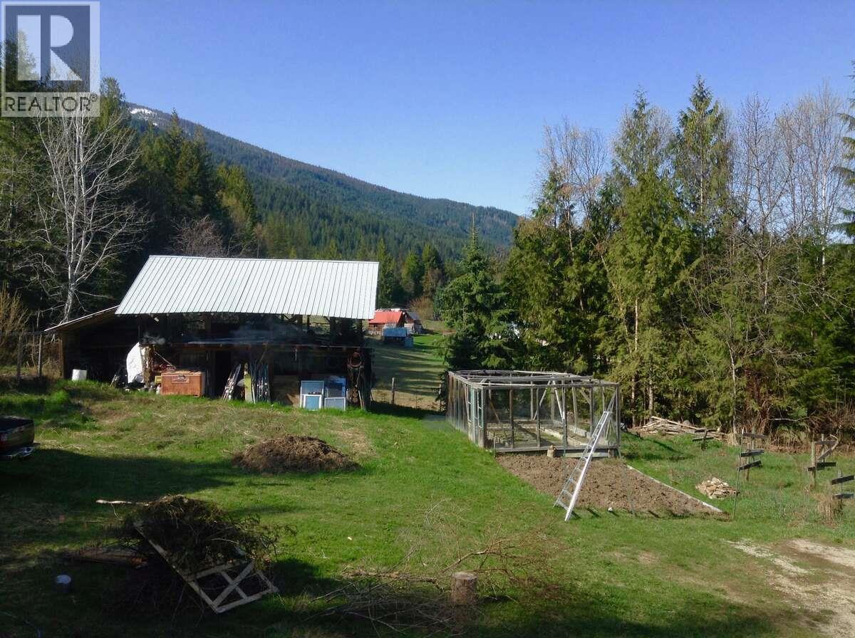6119 Slocan River Road, Appledale, British Columbia  V0G 2J0 - Photo 45 - 10352161