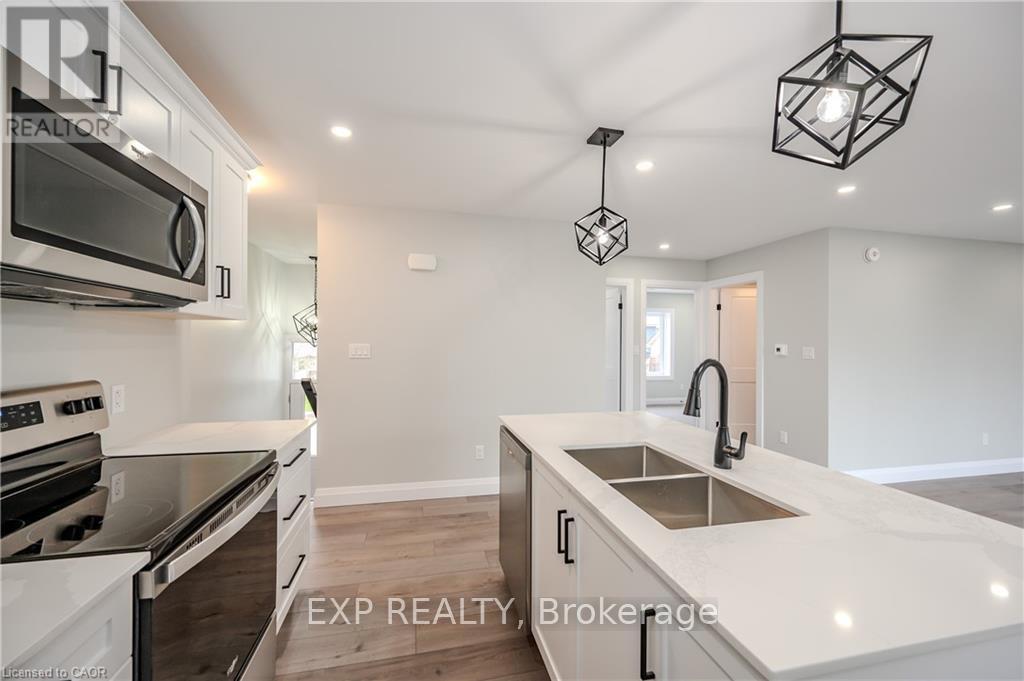 16a Hincks Street, Wilmot, Ontario  N3A 2A3 - Photo 10 - X13218740