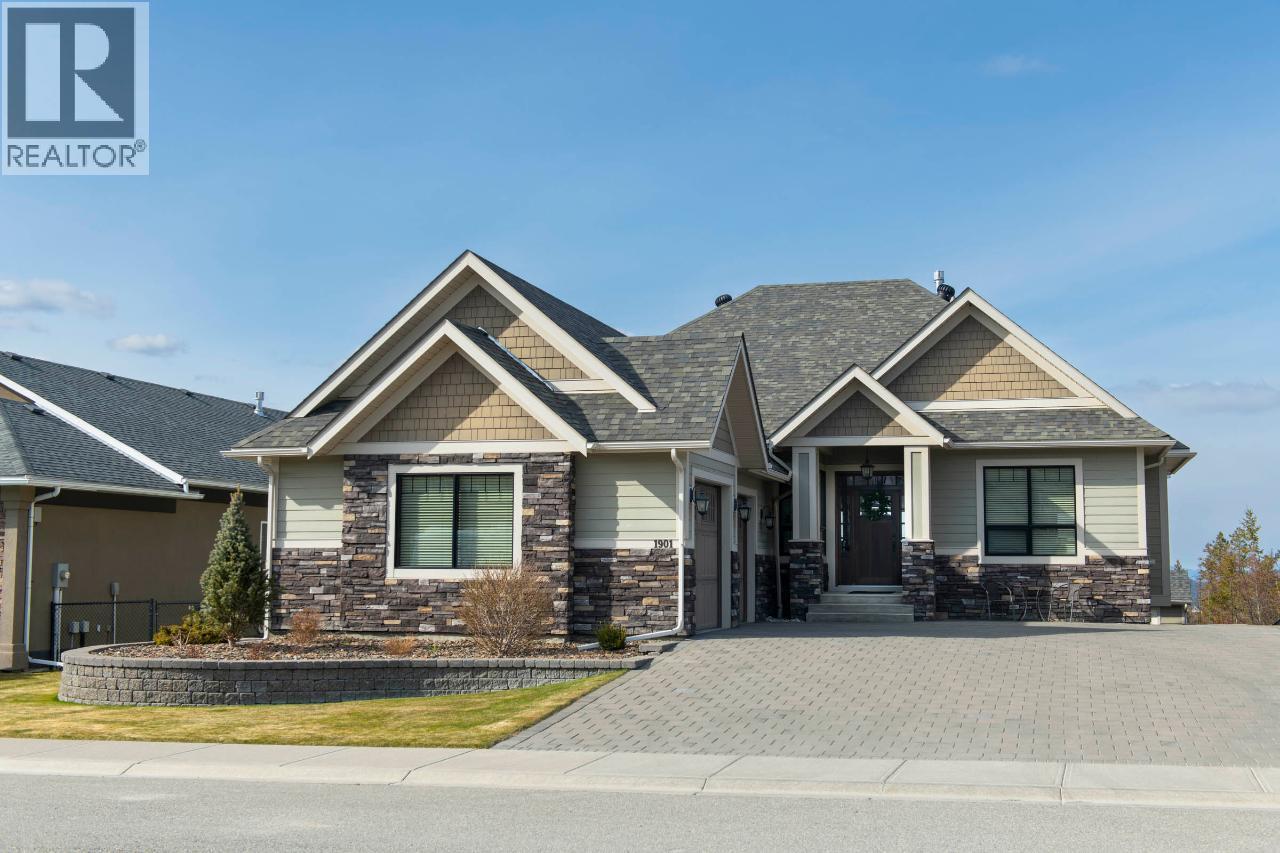 1901 16th Street S, Cranbrook, British Columbia  V1C 0C3 - Photo 2 - 10387989