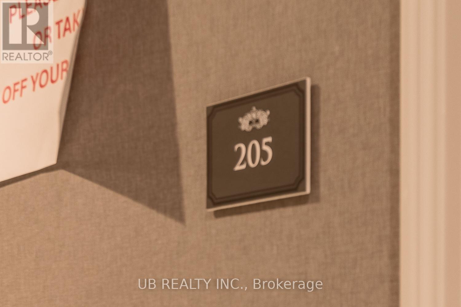 205 - 1451 Wellington Street W, Ottawa, Ontario  K1Y 2X3 - Photo 2 - X13217512