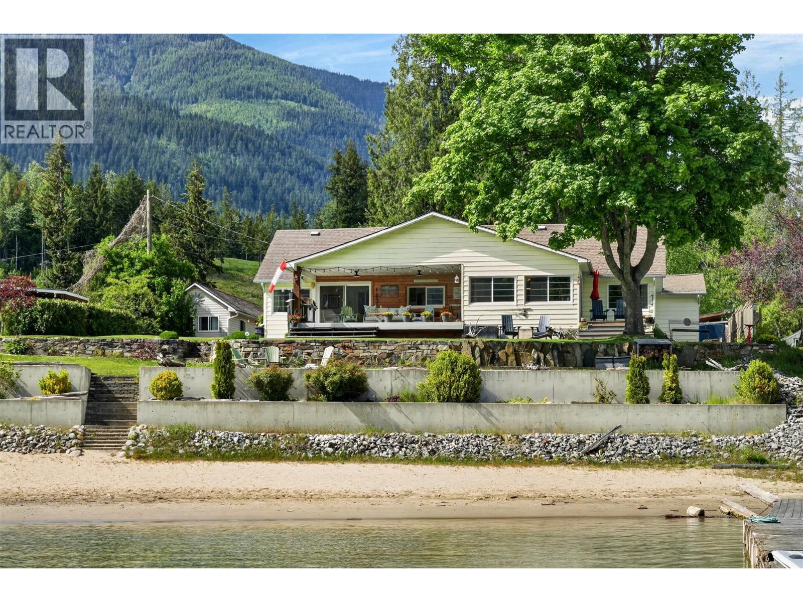 8110 & 8120 Busk Road, Balfour, British Columbia  V0G 1C0 - Photo 5 - 10389011