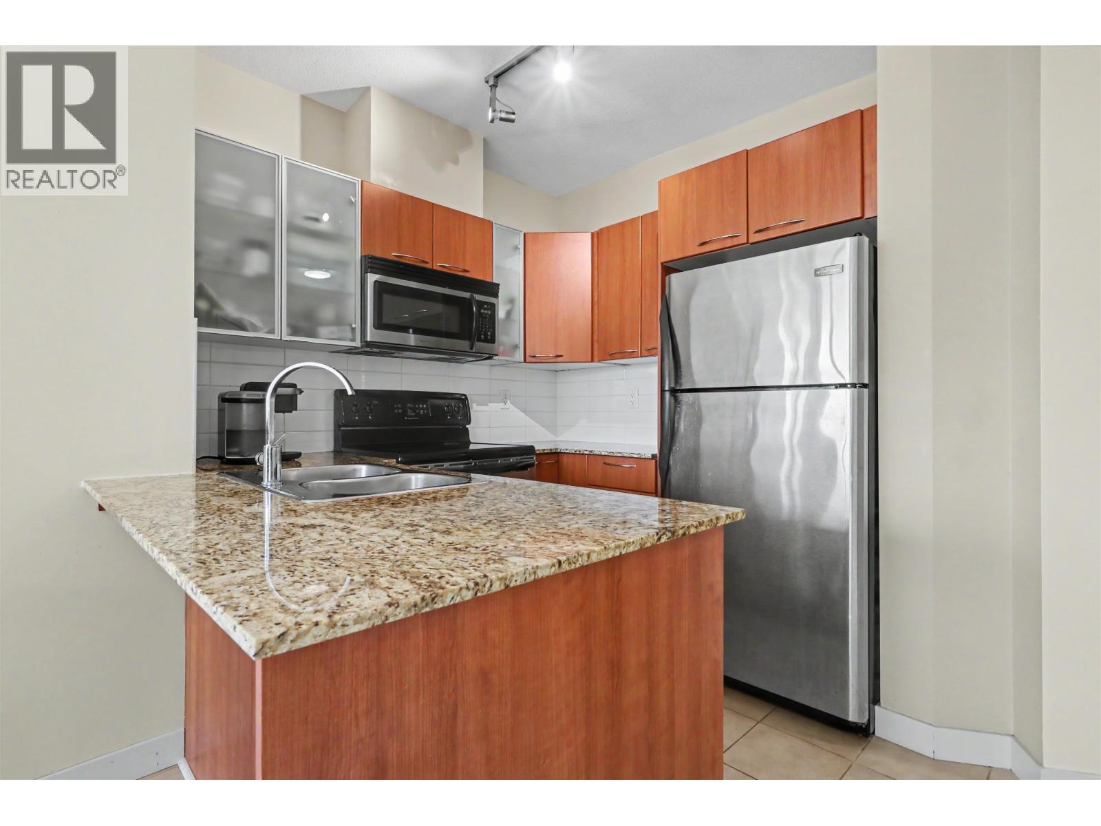 1307 4028 Knight Street, Vancouver, British Columbia  V5N 5Y8 - Photo 8 - R3083803