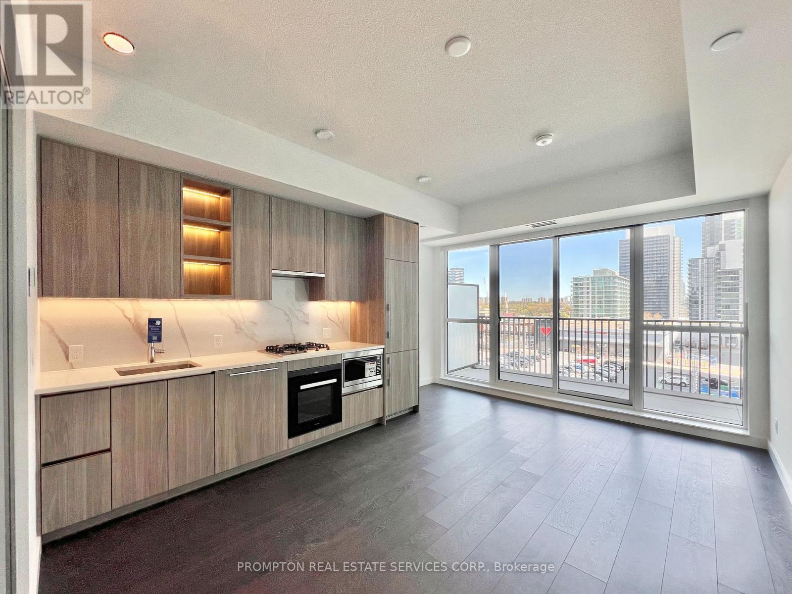 340 - 75 BILLES HEIGHTS, Toronto, Ontario