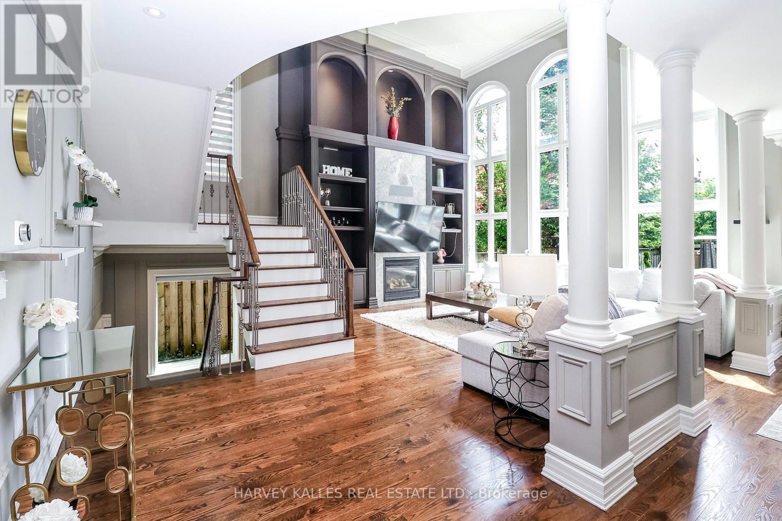 5 Trilogy Court, Richmond Hill, Ontario  L4C 0M4 - Photo 12 - N13216834