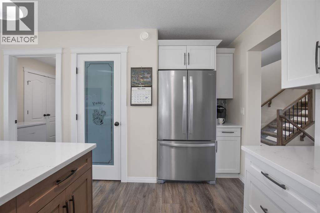 14 Tagish Avenue, Red Deer, Alberta  T4P 0Y6 - Photo 7 - A2313801