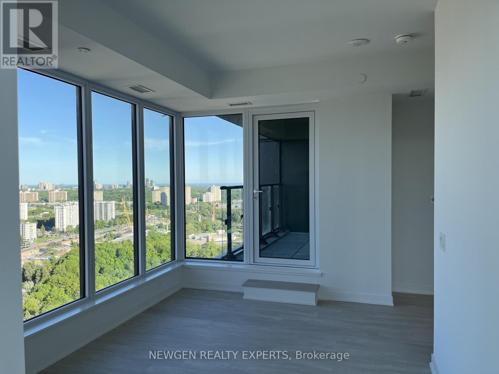 2905 - 5 Quarrington Lane, Toronto, Ontario  M3C 0S5 - Photo 8 - C13216416