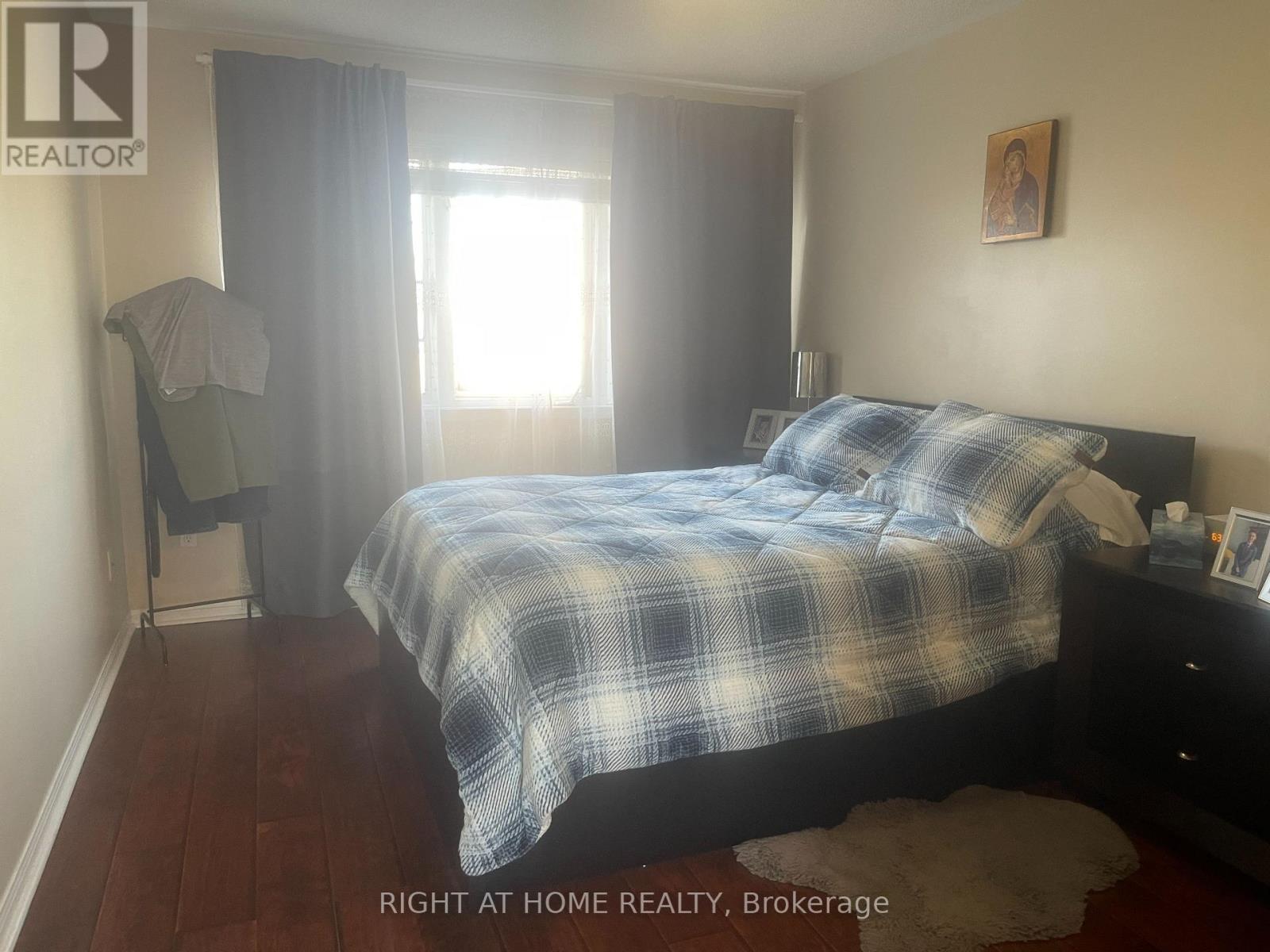 5654 Churchill Meadows Boulevard, Mississauga, Ontario  L5M 7A7 - Photo 14 - W13218780