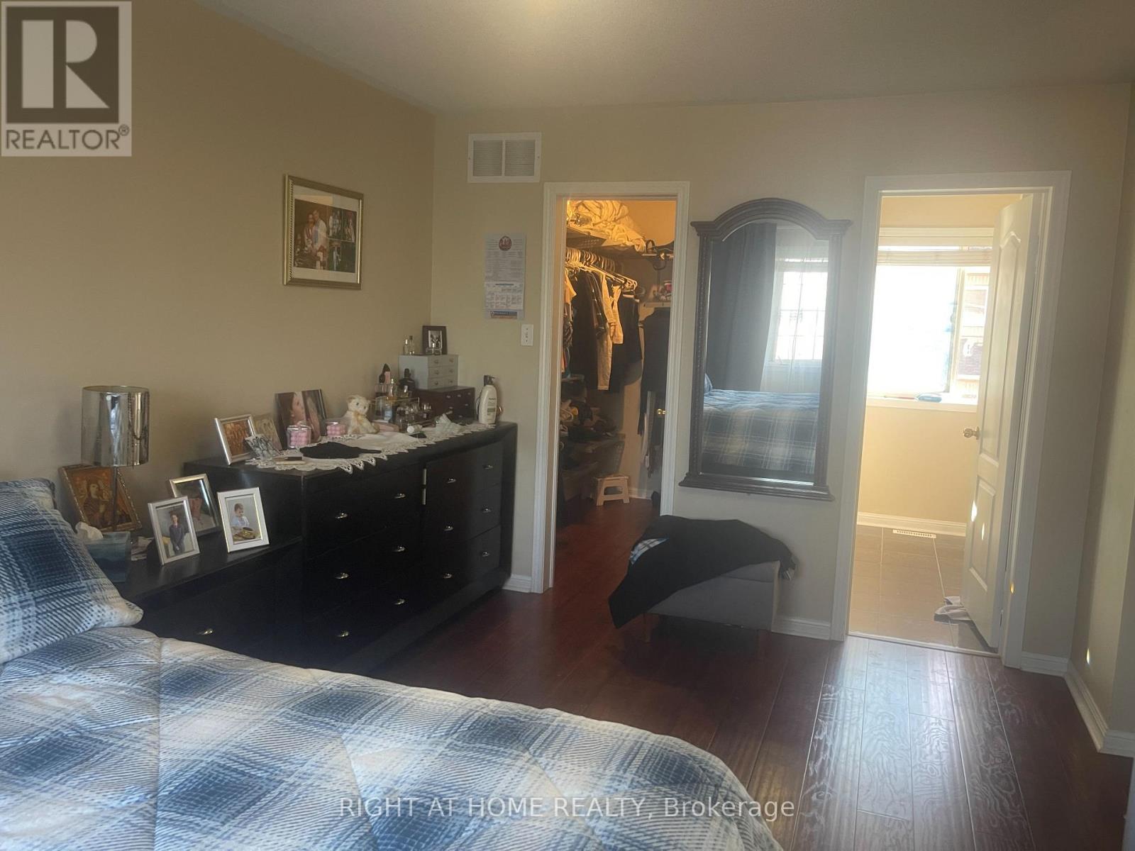 5654 Churchill Meadows Boulevard, Mississauga, Ontario  L5M 7A7 - Photo 15 - W13218780