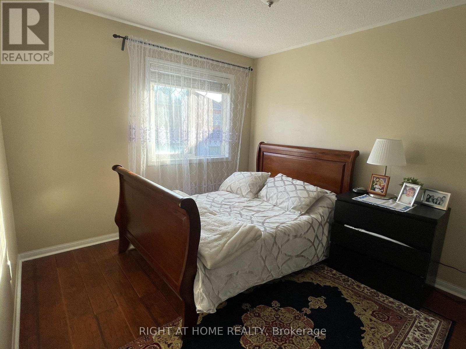 5654 Churchill Meadows Boulevard, Mississauga, Ontario  L5M 7A7 - Photo 18 - W13218780