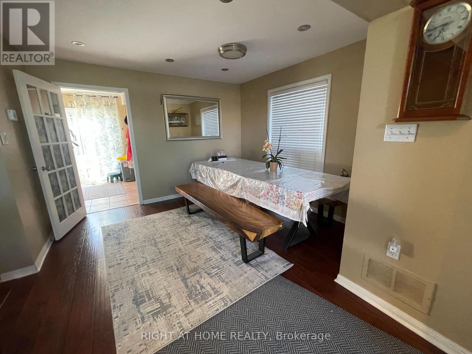 5654 Churchill Meadows Boulevard, Mississauga, Ontario  L5M 7A7 - Photo 6 - W13218780