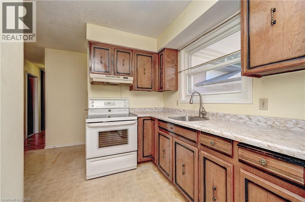 106 Kimberly Crescent, Kitchener, Ontario  N2E 1C9 - Photo 16 - 40833799