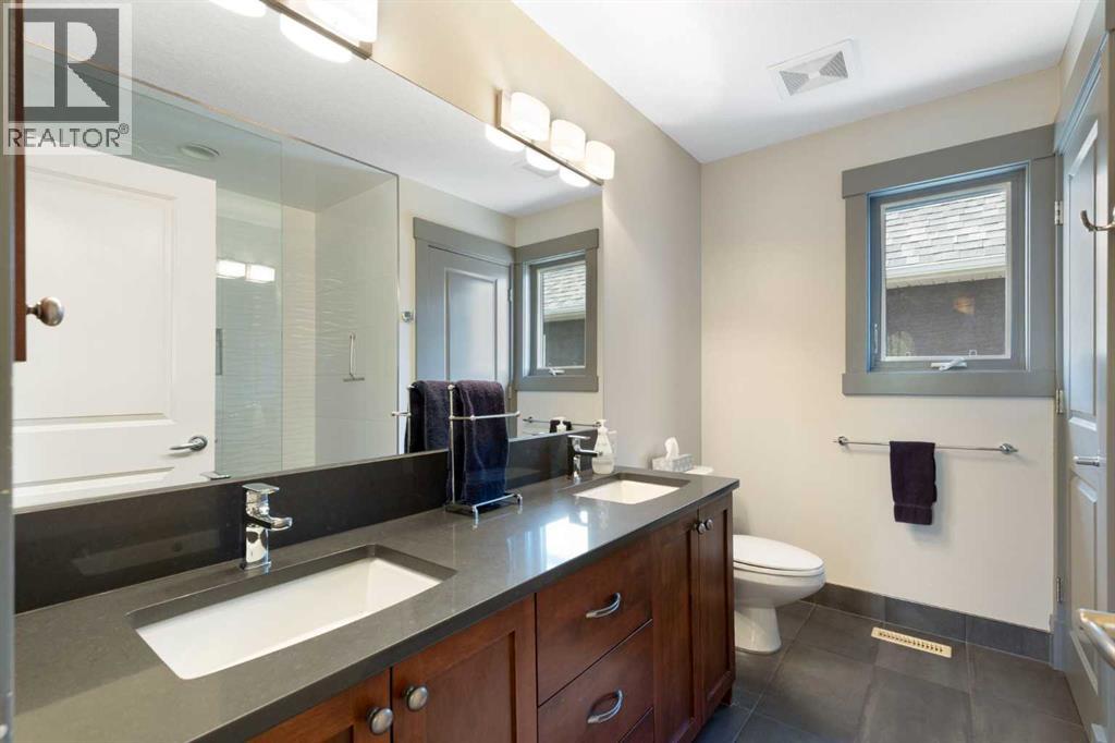 7 Discovery Ridge Cove SW, Calgary, Alberta  T2H 4Y1 - Photo 34 - A2314898