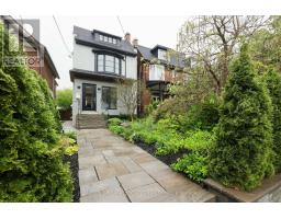 204 BEATRICE STREET, Toronto, Ontario