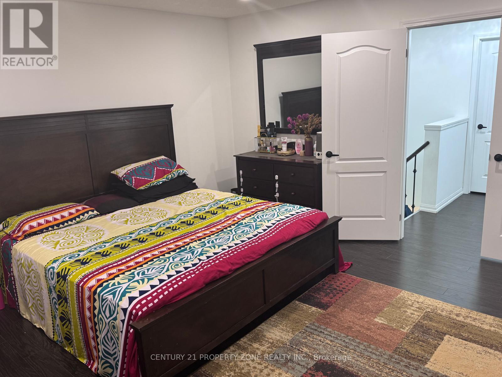 Upper - 721 Hutchinson Avenue, Milton, Ontario  L9T 6A6 - Photo 10 - W13218784