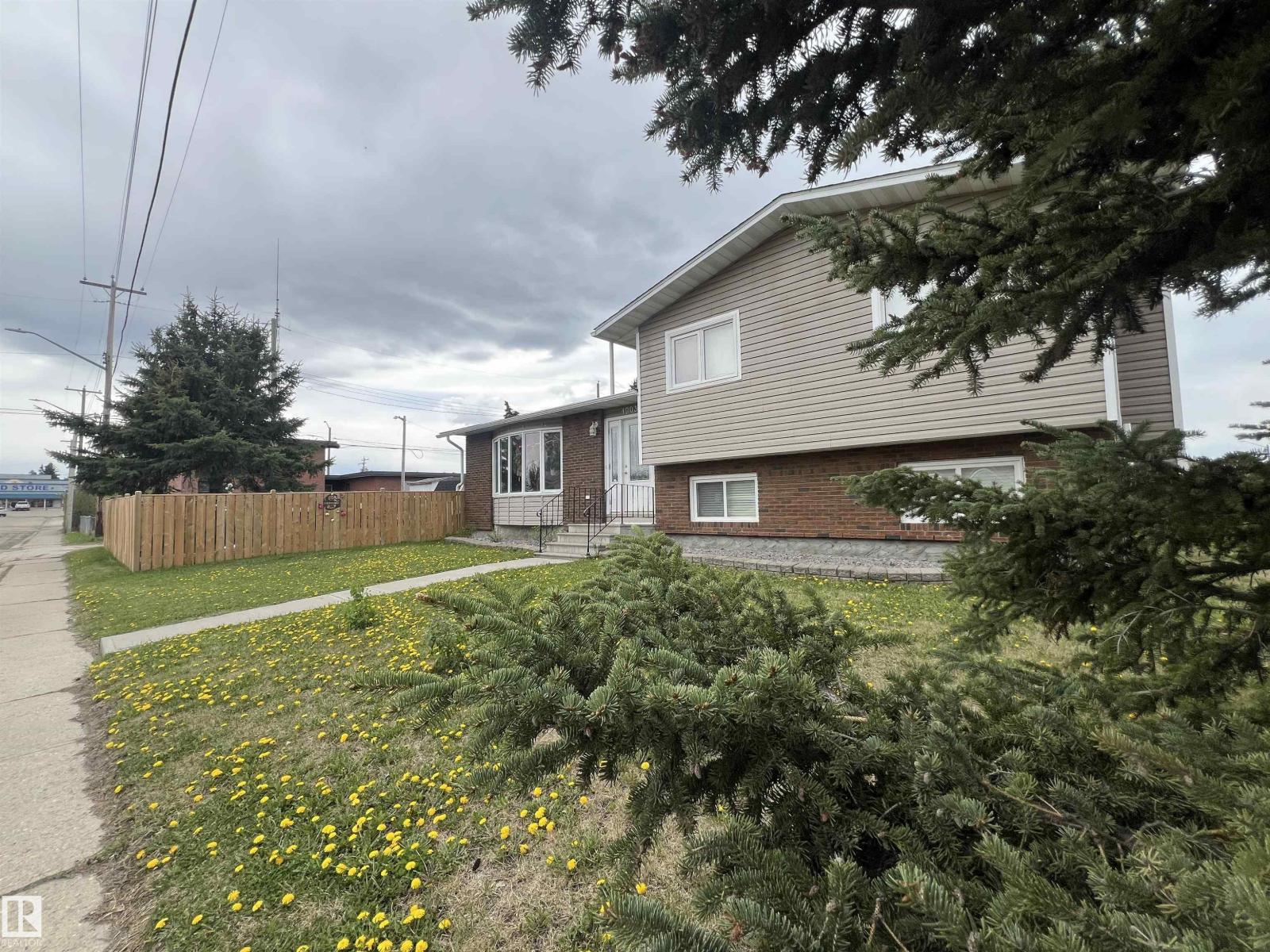 4903 52 Av, Evansburg, Alberta  T0E 0T0 - Photo 3 - E4489944