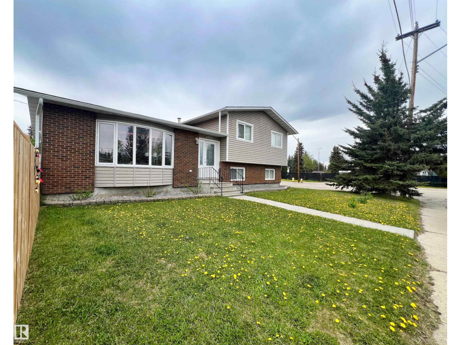 4903 52 Av, Evansburg, Alberta  T0E 0T0 - Photo 5 - E4489944