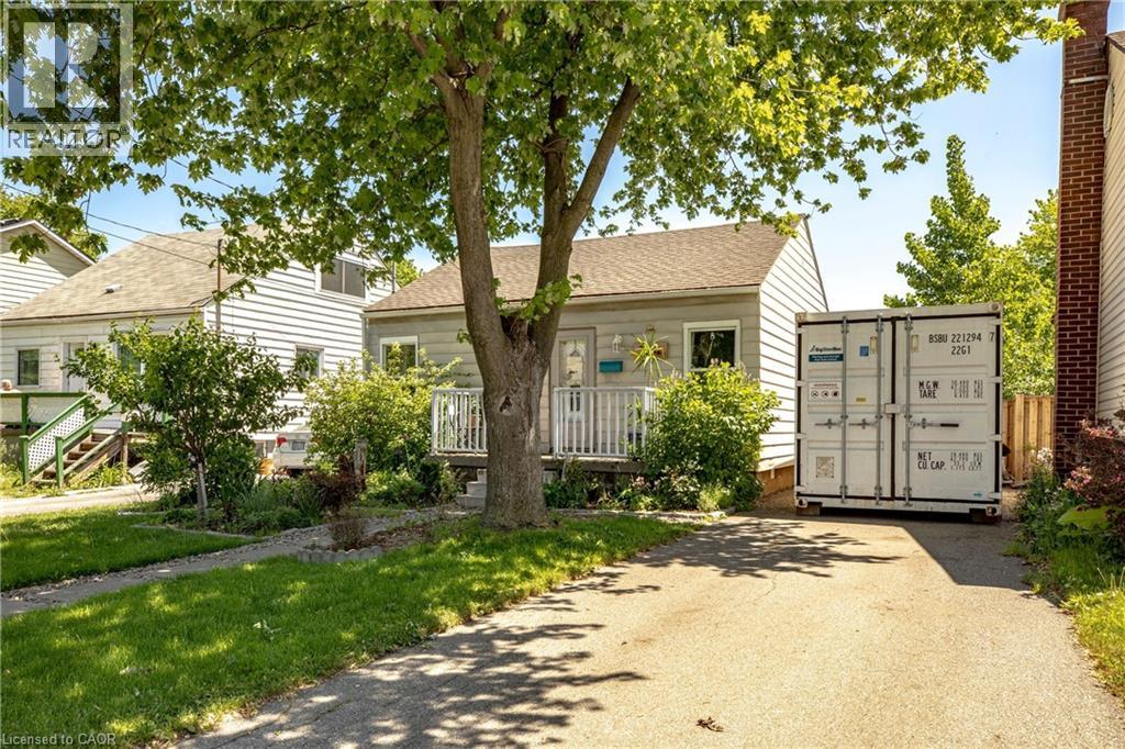 364 TRAGINA Avenue N, Hamilton, Ontario