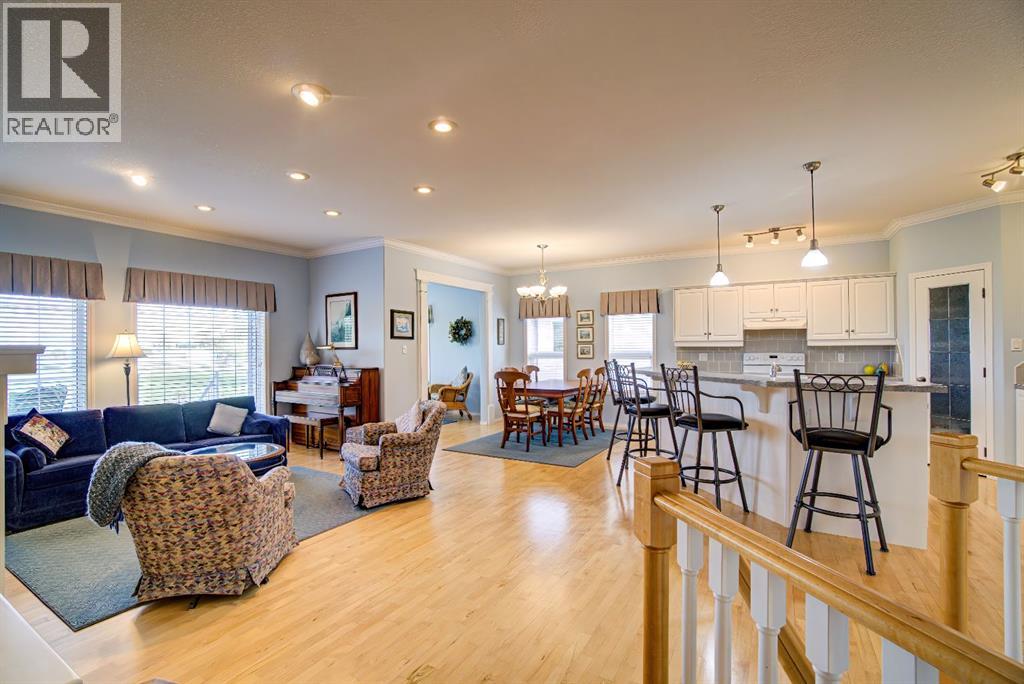 8 Link Spur, Claresholm, Alberta  T0L 0T0 - Photo 18 - A2298303